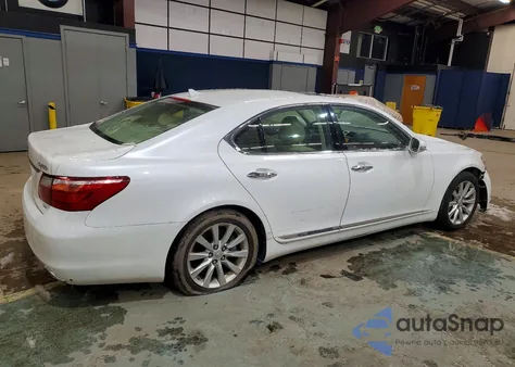 2010 Lexus Ls 460 z USA, uszkodzony, nr VIN JTHCL5EFXA5007507